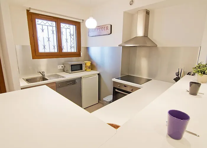 Le Rabelais-1 By Interhome